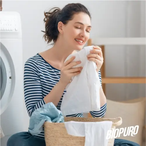 NIVEL SRL SOCIETÀ BENEFIT - Wholesale Liquid Laundry Detergent - Biopuro - Bio Washing Machine - Orchid & Iris 1L1