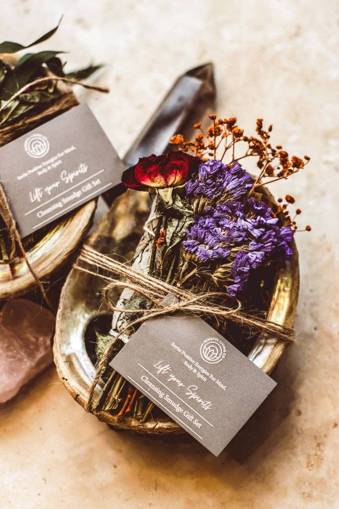 Mindful Living Co. – Pacote de sálvia por atacado – Conjunto Presente de Limpeza Espiritual com Abalone, Sálvia, Palo Santo, Selenita e Pena1