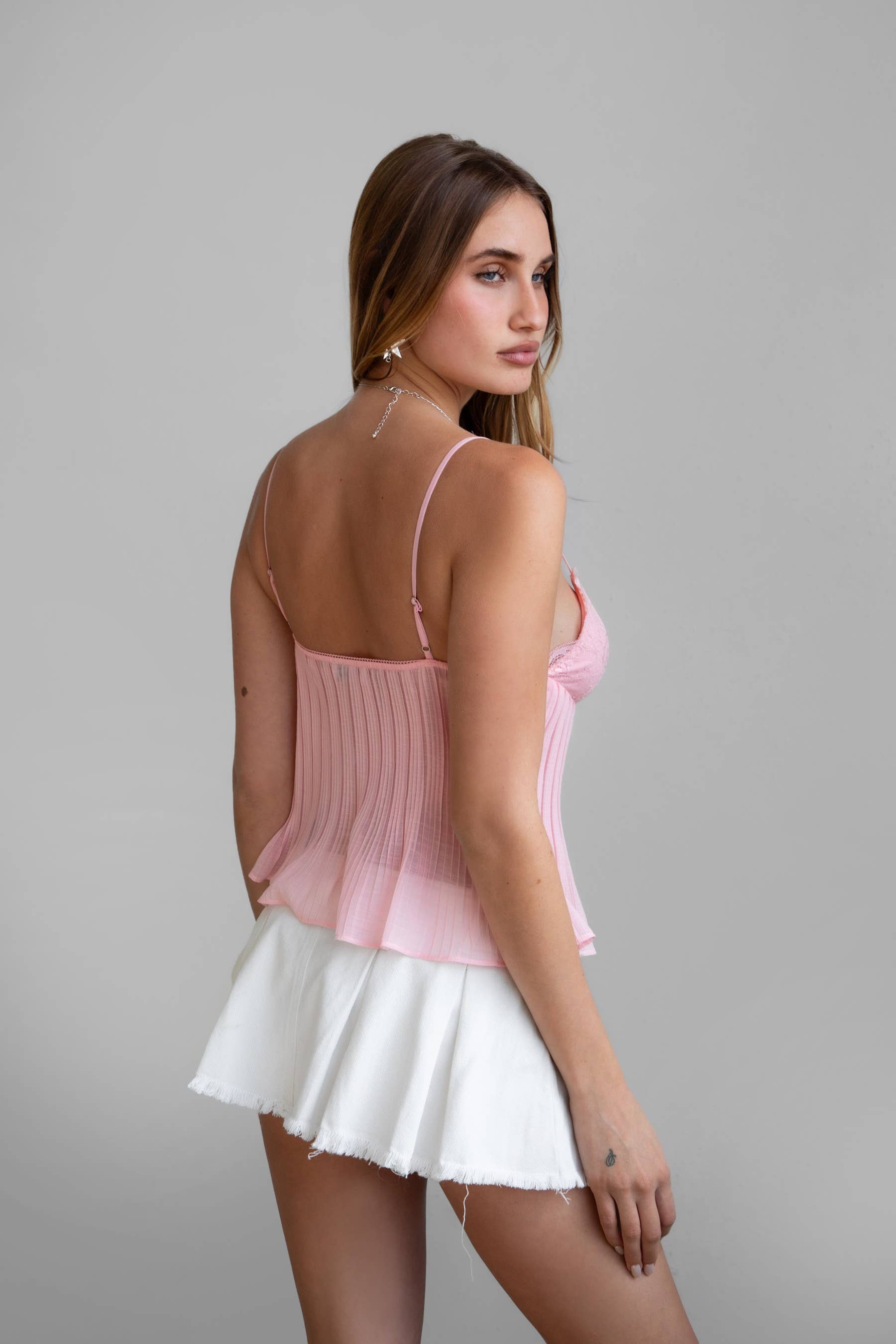 TICTOC - Vente Débardeur – femme - ANGEE Haut Cami Babydoll en Chiffon Plissé avec Dentelle Délicate2