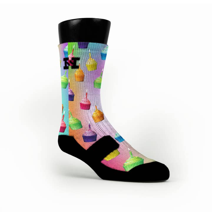 Cupcakes d'anniversaire pour la vente par HoopSwagg