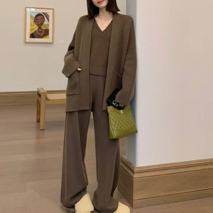 Marayn - Wholesale Top & Pant Set (NOT Loungewear) - Women's - Luxury AutumnWinter Knit Set Chic Sweater VNeck Wide Pants4