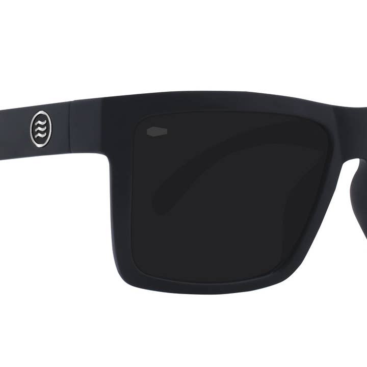 Lunettes de soleil unisexes Lowrider TR90 Frame noires pour la vente par Neven Eyewear
