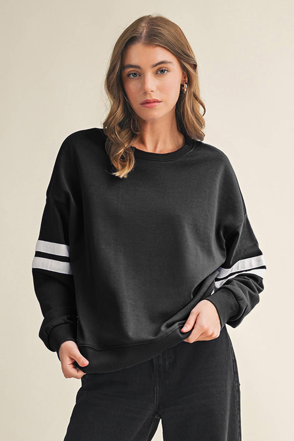 Aapparella - Wholesale Shirt - Women's - Striped Detail Drop Shoulder Oversized Sweatshirt | S-XL45