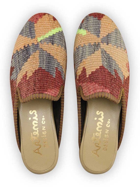 Pantofole Kilim da donna - Misura 9 per la vendita all'ingrosso da parte di Artemis Design Co.