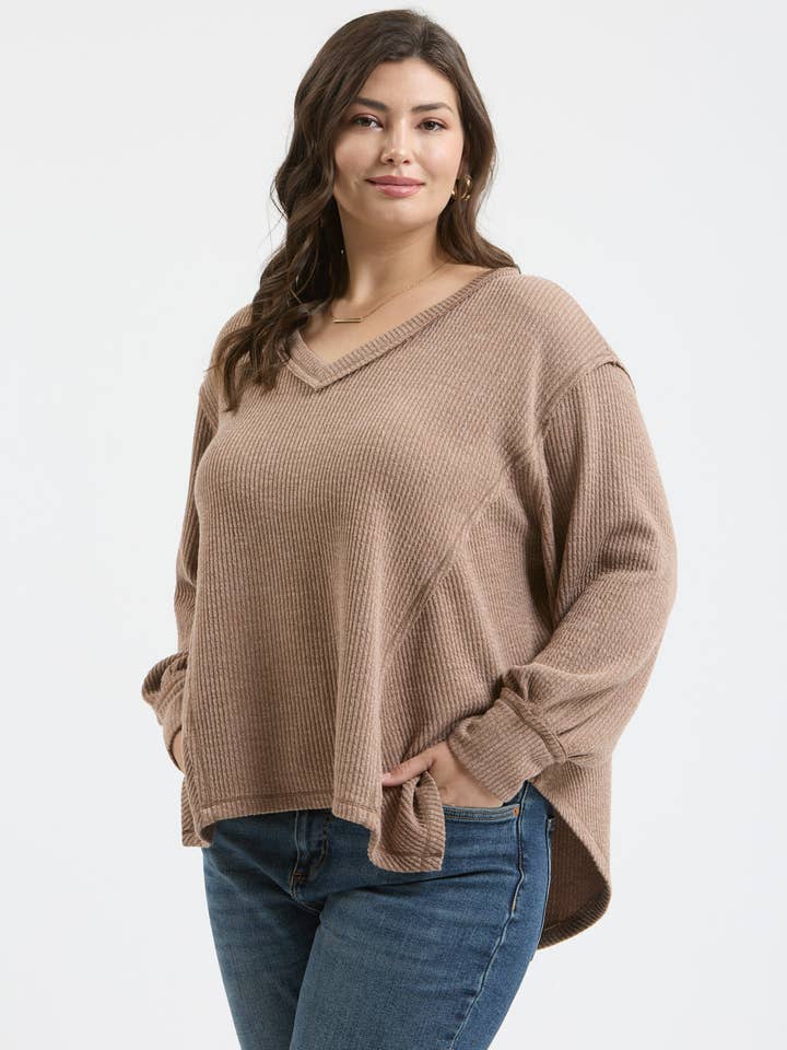 Blu Pepper - Wholesale Knit Top - Women's - PLUS V NECK ASYMMETRICAL HEM LONG SLEEVE KNIT TOP8