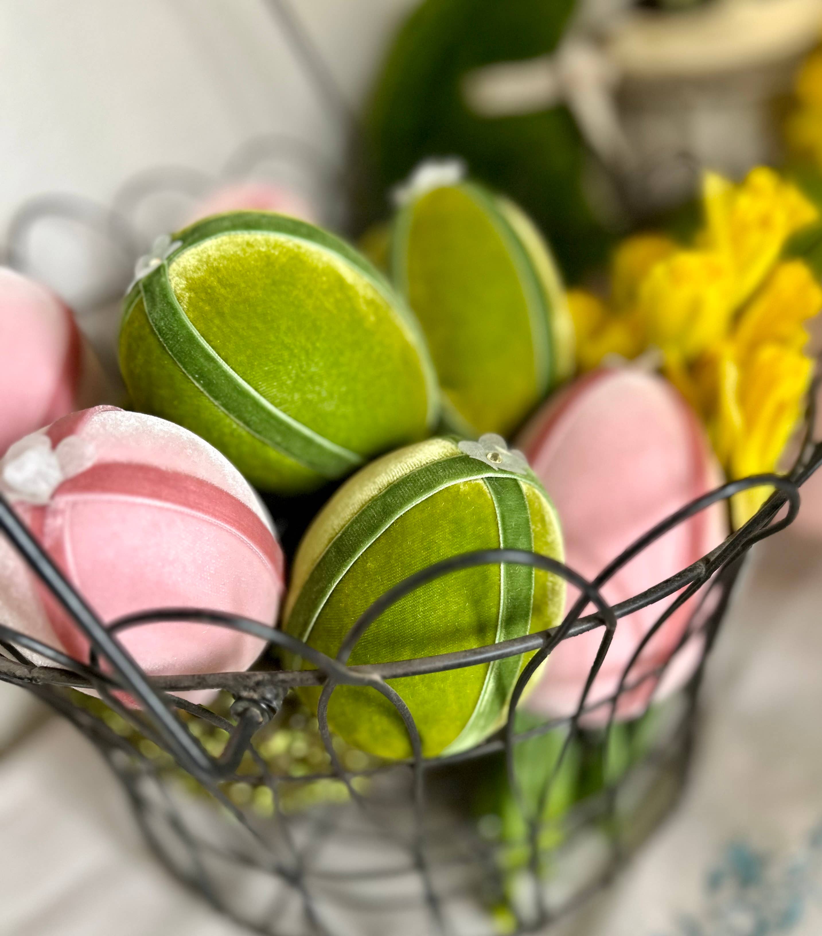 Hot Skwash - Wholesale Decorative Tabletop Object - Chartreuse Ribbon trimmed Egg1