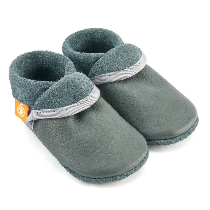 Classic bluegray children's slippers for wholesale by Orangenkinder®
