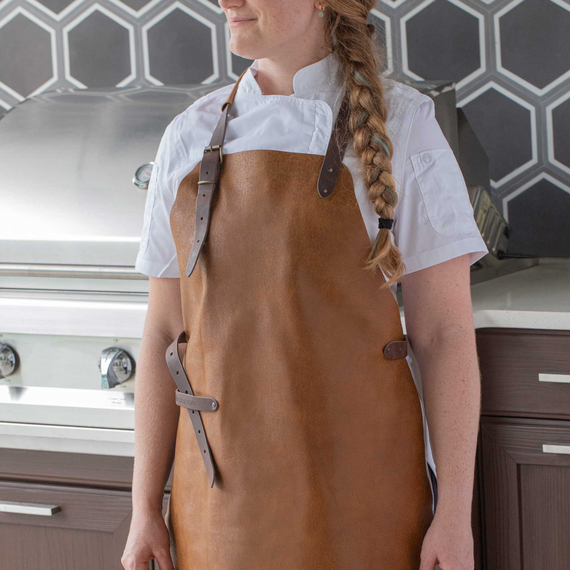 Messermeister - Wholesale Apron - Vintage Amber Leather Apron0
