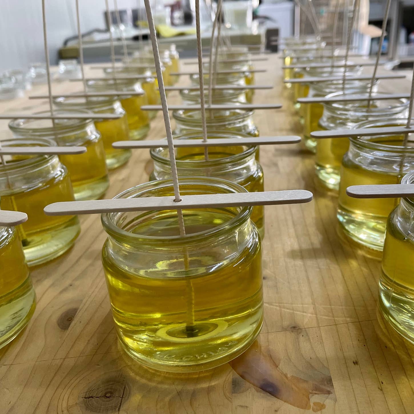 HOTSTAR by RV GLOBAL SRL - Vente Bougies originales - Bougie HotStar VANILLA en cire de soja naturelle pure