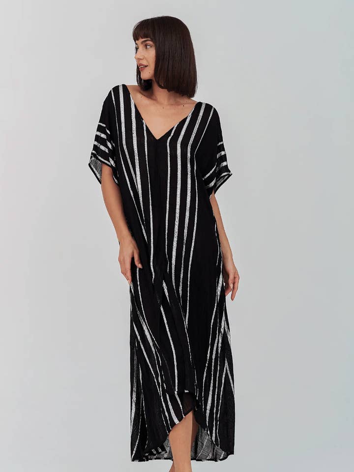 Kaftan met metalen strepen voor wholesale door pītusa