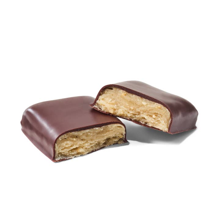 Oregon Bark - Wholesale Chocolate Covered Sweets - Ezra Cash - Cashew Cardamom Crisp Candy in Dark Chocolate2