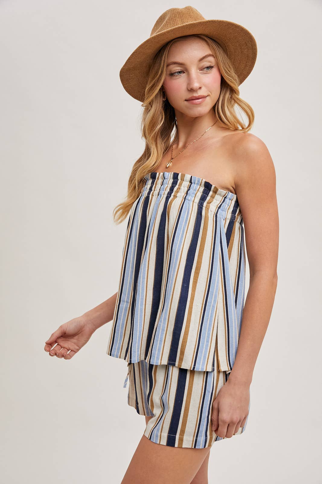 Bluivy - Vente Ensemble de vêtements d'intérieur – femme - ENSEMBLE HAUT SMOCKÉ SANS MANCHES À RAYURES CORFOU & SHORTS2