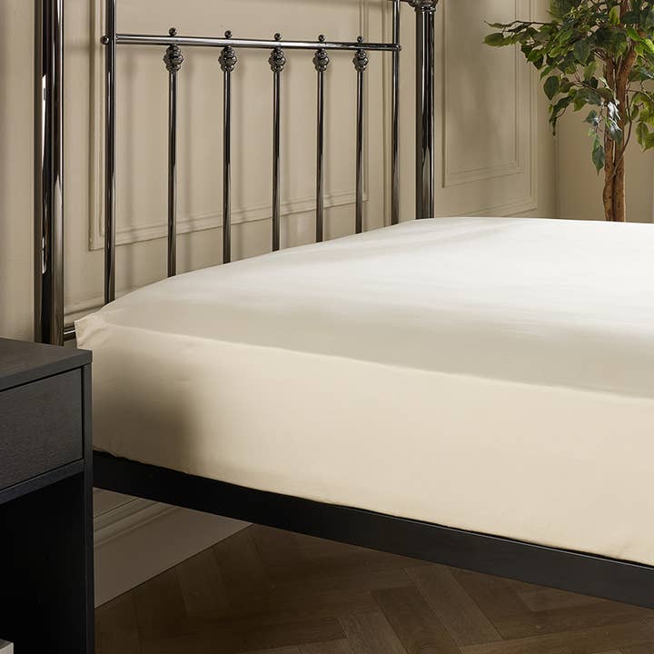 Vision Linens – wholesale Fitted sheets – Hotel Pure Luxury 4 Star Fitted Sheet6