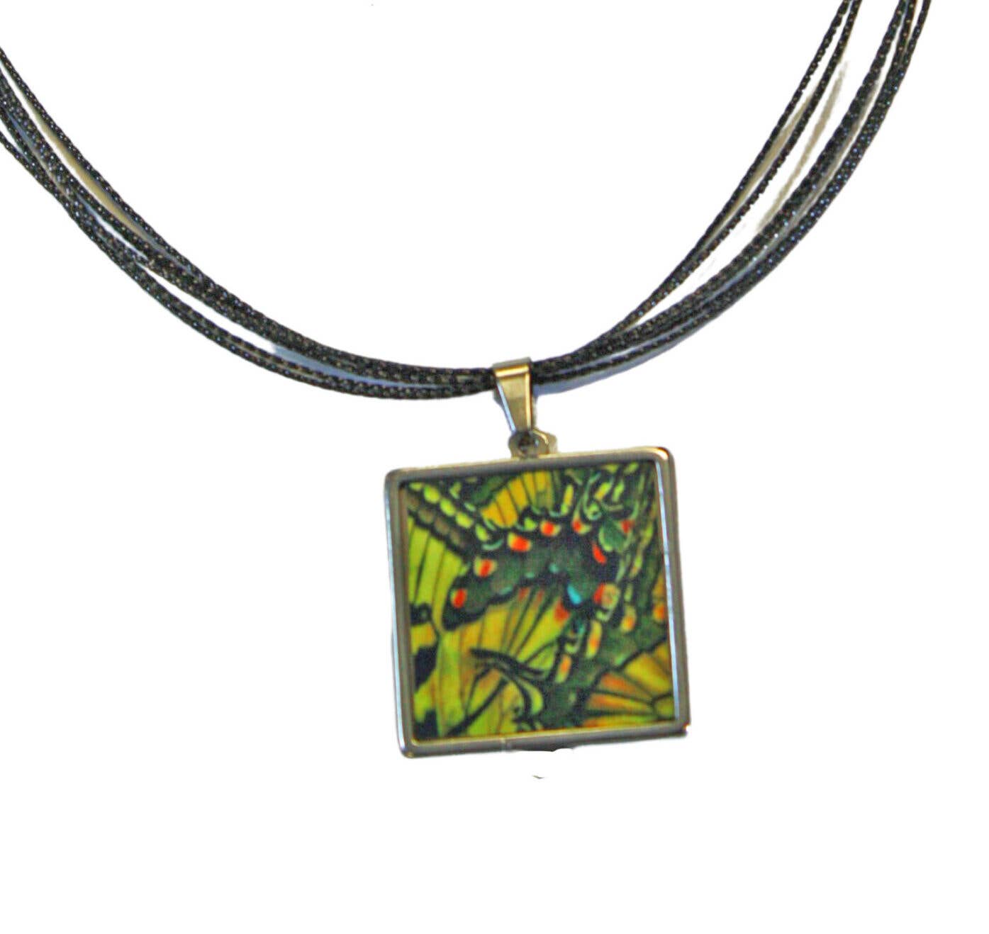 Ciao Bella Jewelry Inc – wholesale Hänge-/berlockhalsband – Square Custom hänge halsband på Multi-Strand Cord1