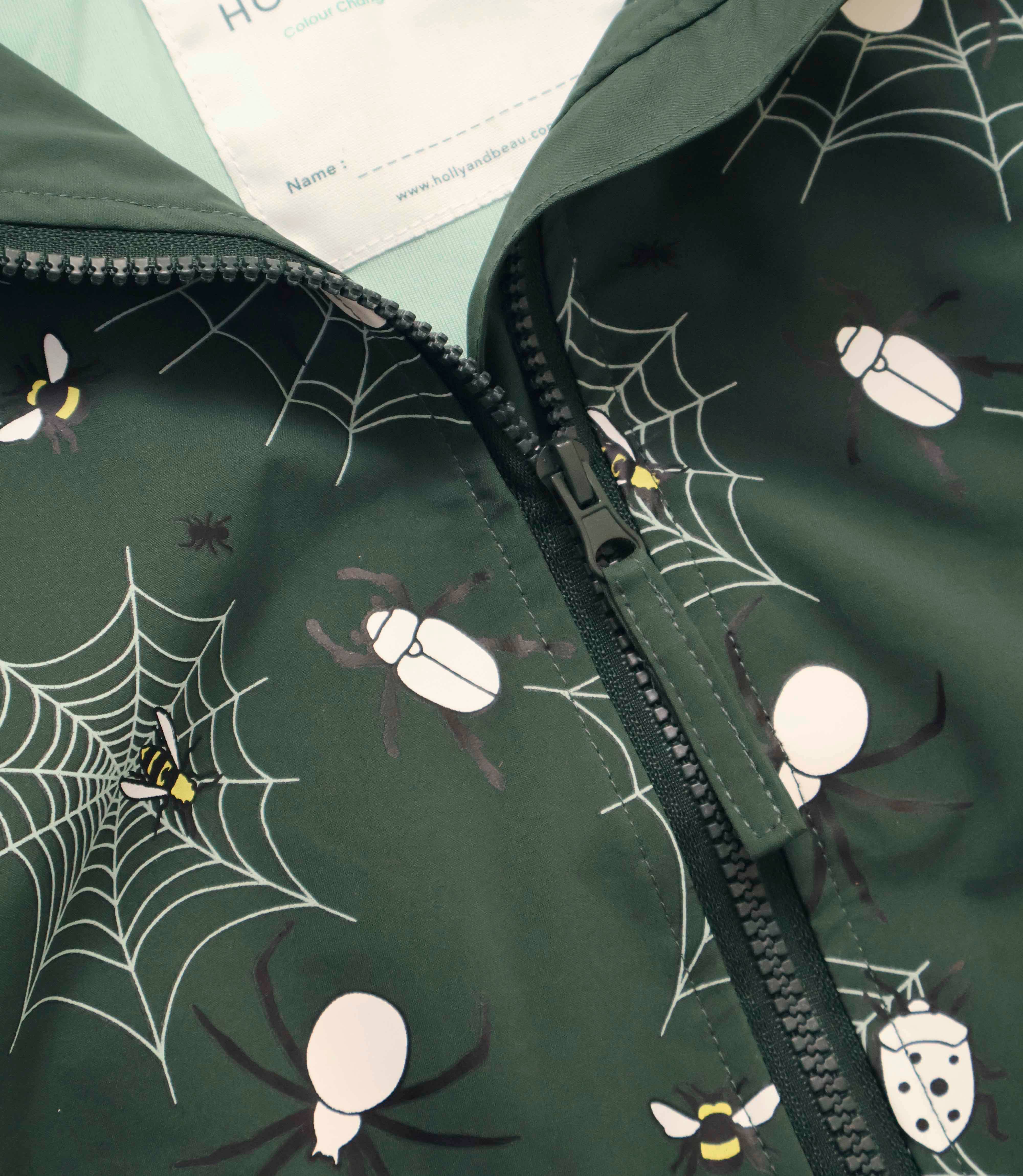 Holly and Beau – wholesale Raincoat – Kids – Green Bugs Color Changing Kids Raincoat6