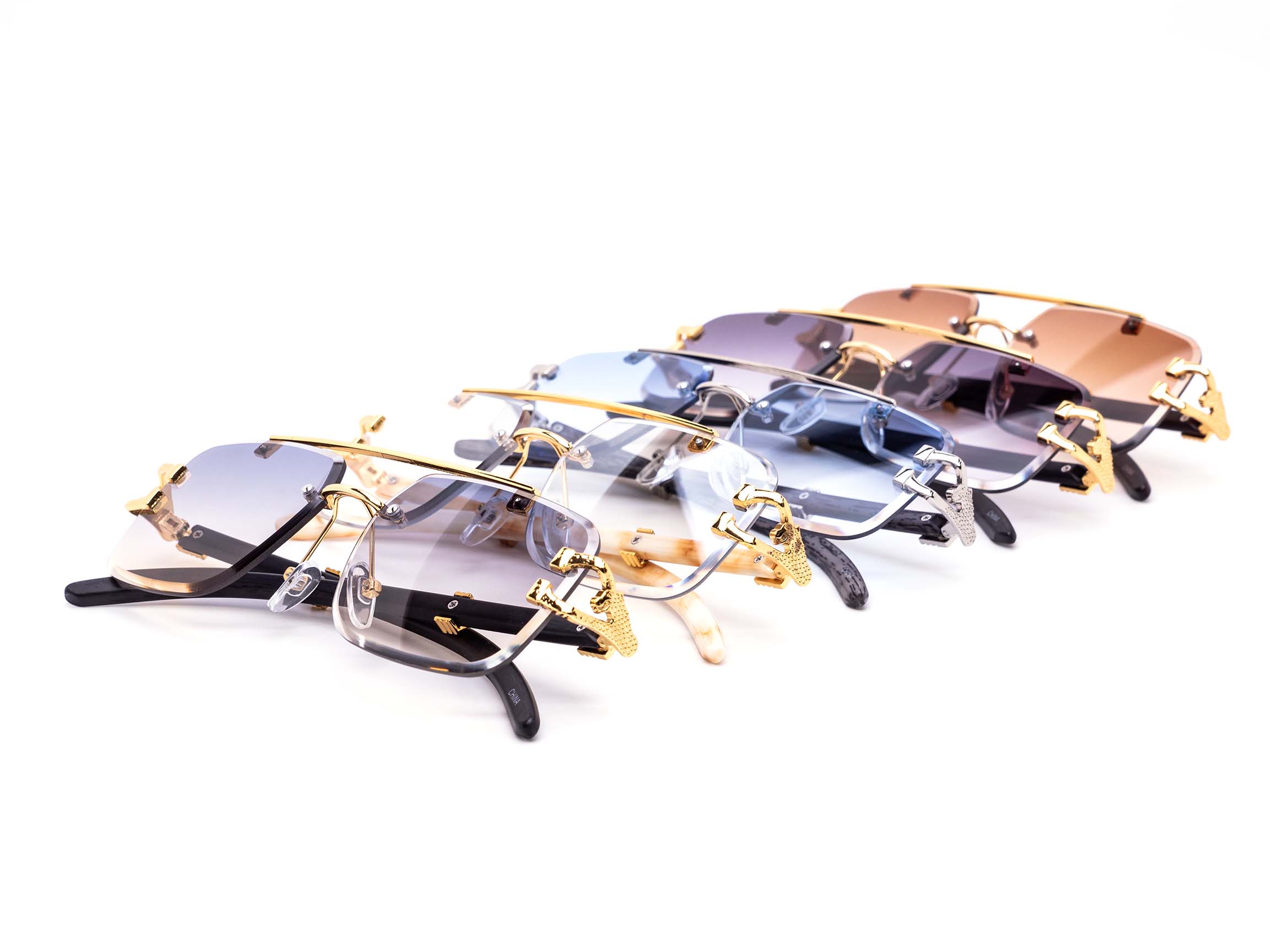 Still Friday - Wholesale Sunglasses - Women's - Chic Rimless Gradient Snake Miter-cut Aviator Sunglasses1
