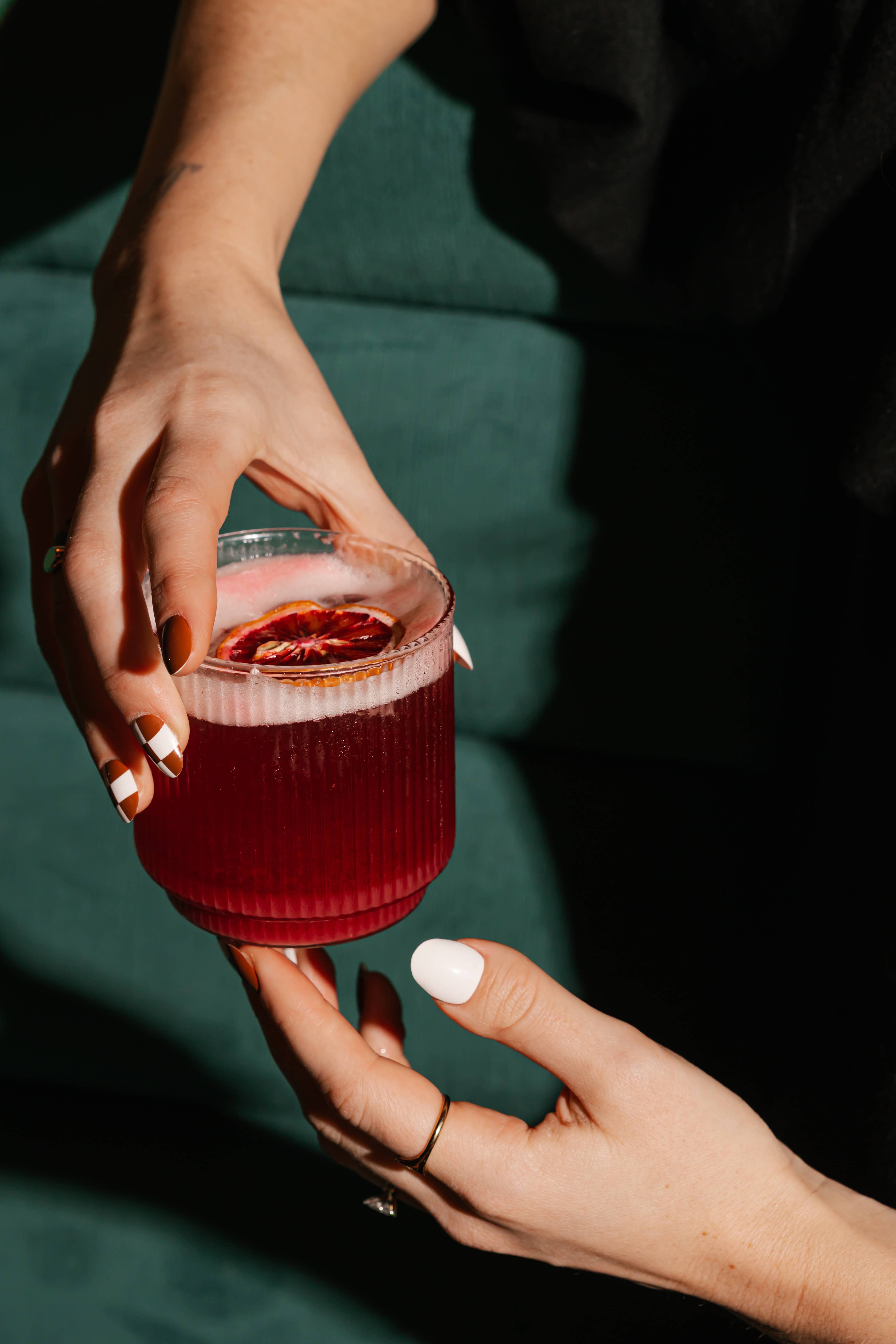 Hudson and Oak - Wholesale Drinking Glass/Cup - Short Ridged Glassware (set of 4)2