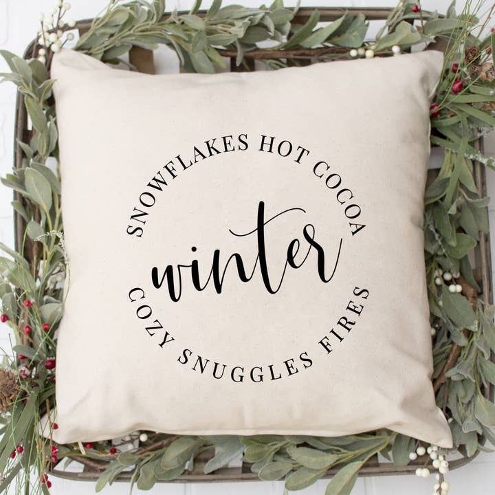 Coussin d'hiver pour la liste des pour la vente par Emma and the Bean