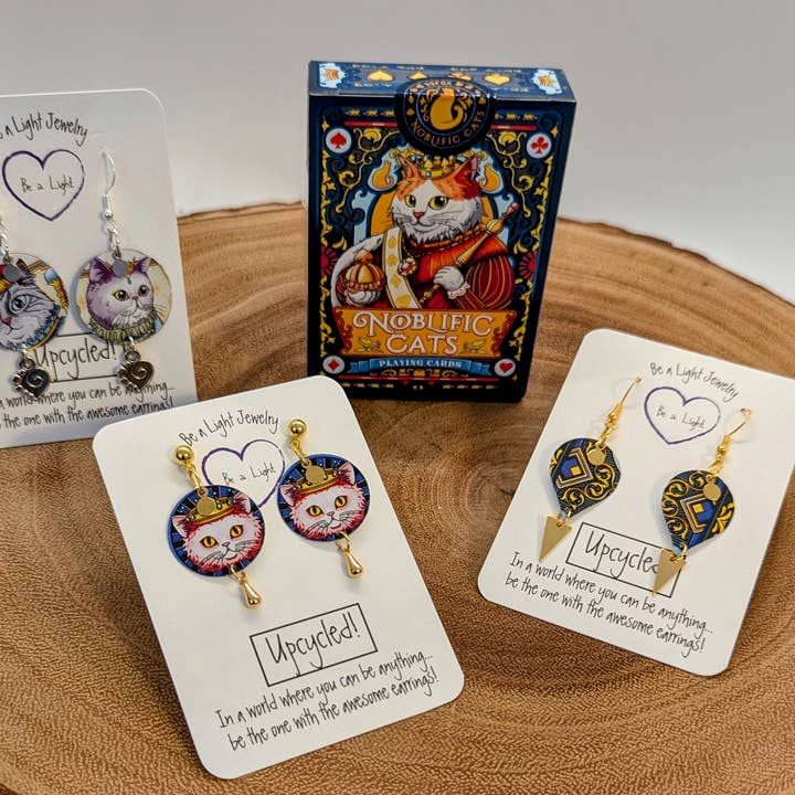 Pendientes Fun Cat, colección Upcycled #6 para venta al por mayor de Be a Light Jewelry