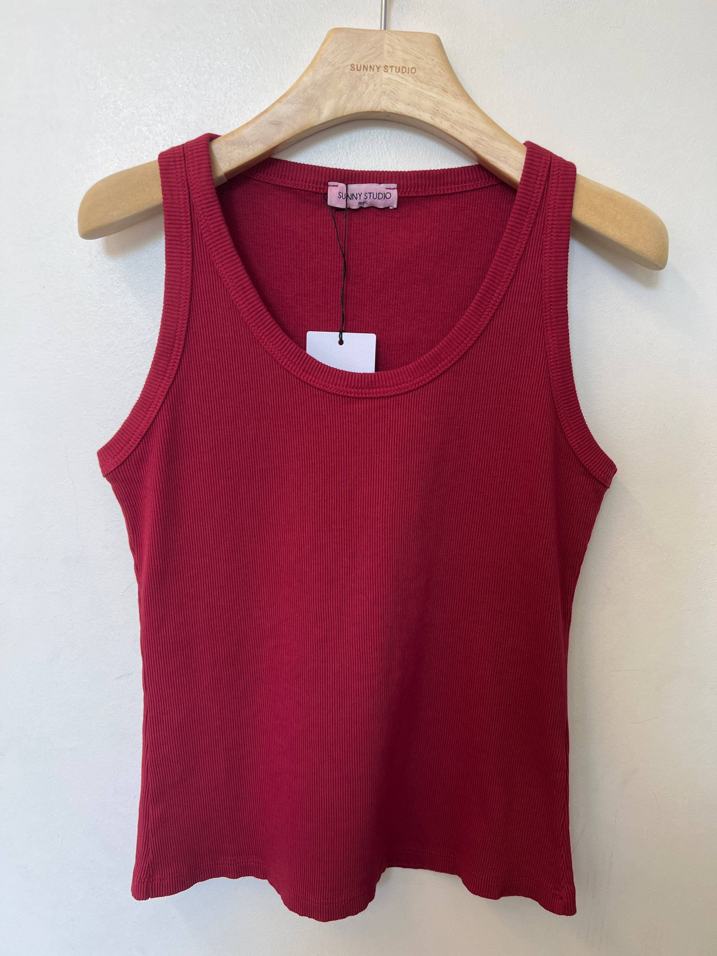SUNNY STUDIO - Wholesale Tank Top - Women's - Women's Sleek Tank Top3