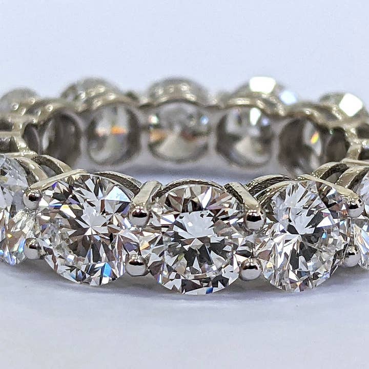 Lifetime Jewelers - Wholesale Multi-Stone Ring - Near 6 Carat Ct Lab Grown Diamond Full Eternity Band 14k5