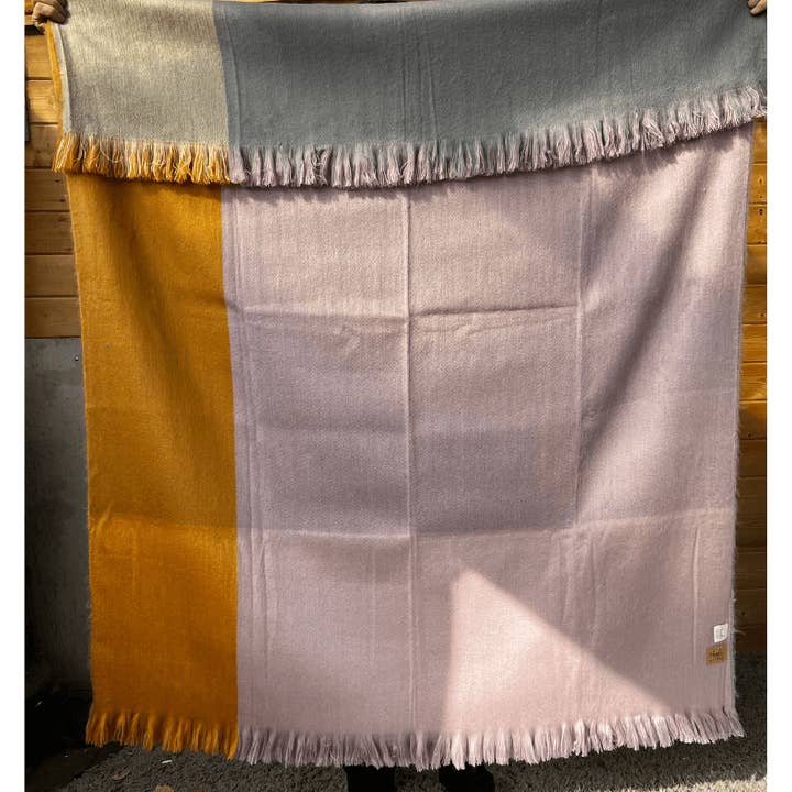Meraki Movement - Wholesale Throw blanket - Josie Brushed Alpaca Throw Blanket3