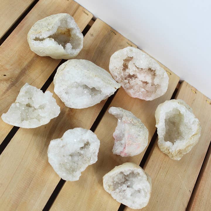Parts of Calcite Geodes by kg for wholesale by UNDERSUN.STORE
