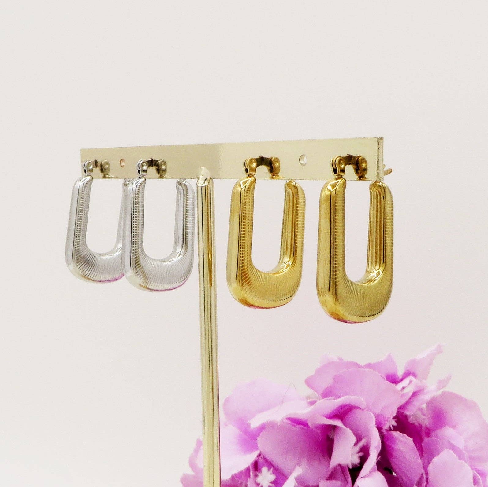 Daemon srls – wholesale Hoop-örhängen – CASSANDRA fyrkantiga hoops ~ Örhängen i ROSTFRITT STÅL1