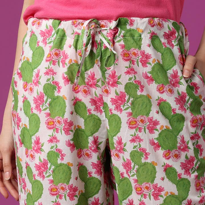Multi Cactus Flower Pant i en påse för wholesale på Faire