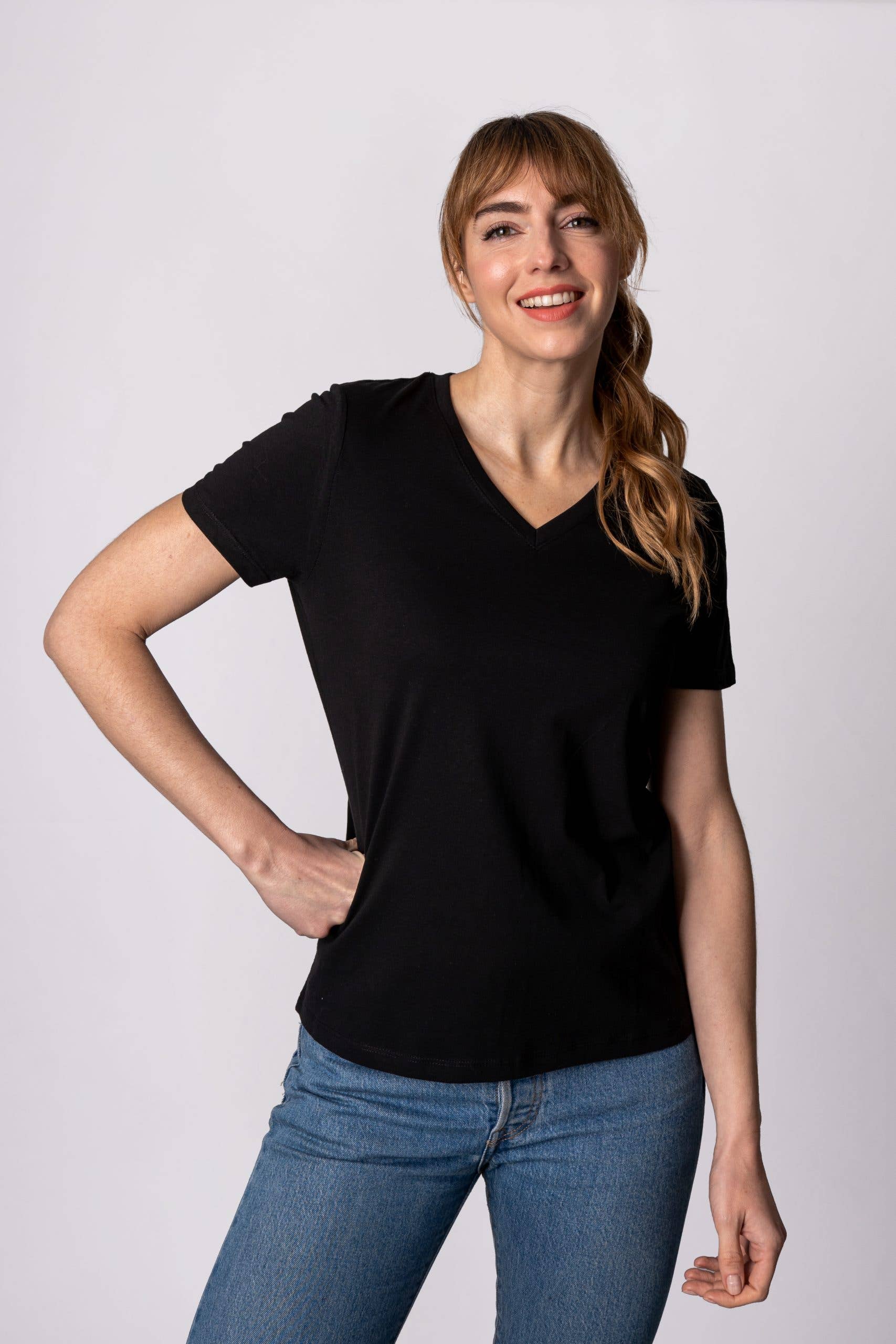 Tex Leaves - Wholesale T-Shirt - Women's - Basic V-Neck T-Shirt - 100% Cotton /150g.5