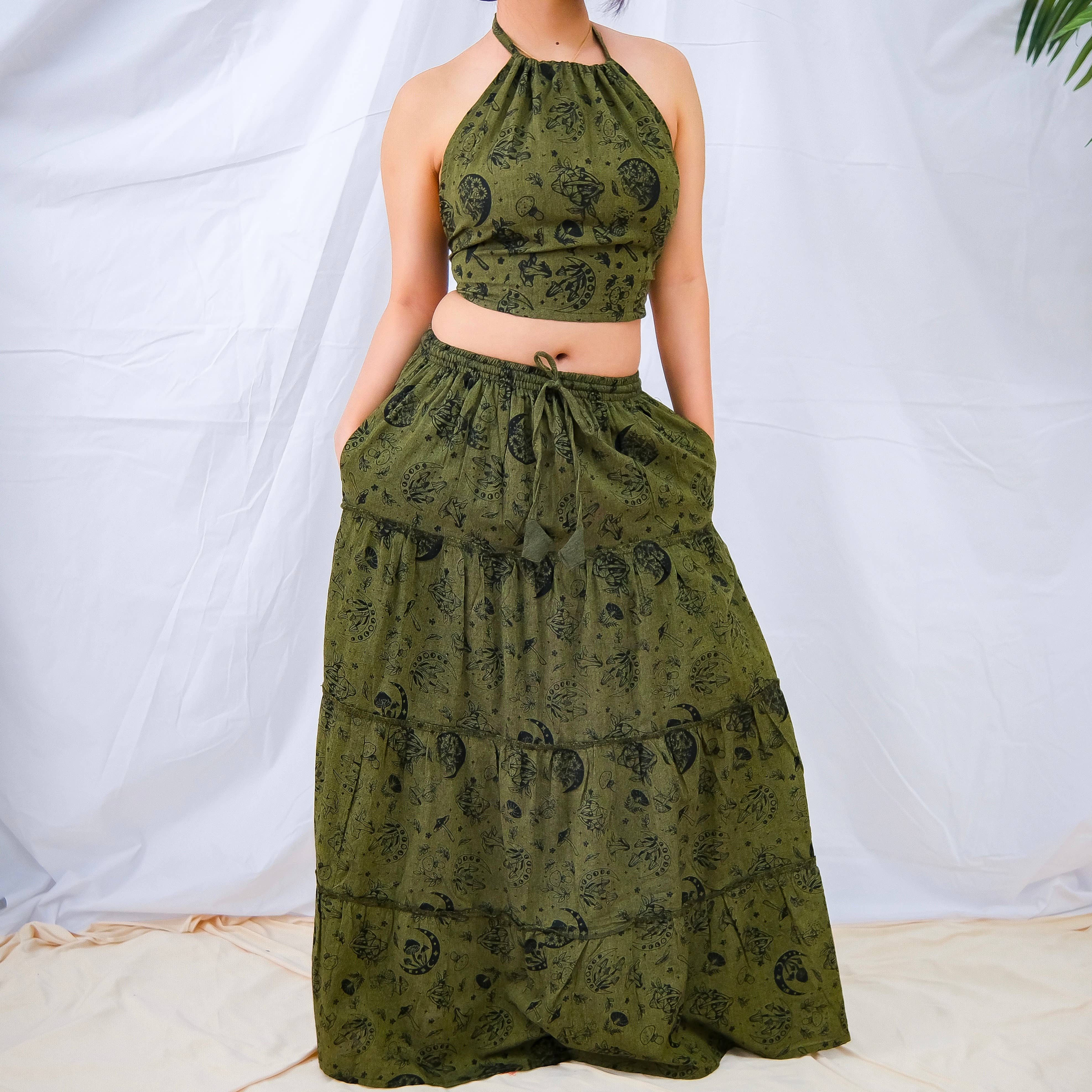 Karma Nepal Crafts – Conjunto de top e saia - Mulher por atacado – Saia longa rodada em algodão com babados, bolsos e top halter9