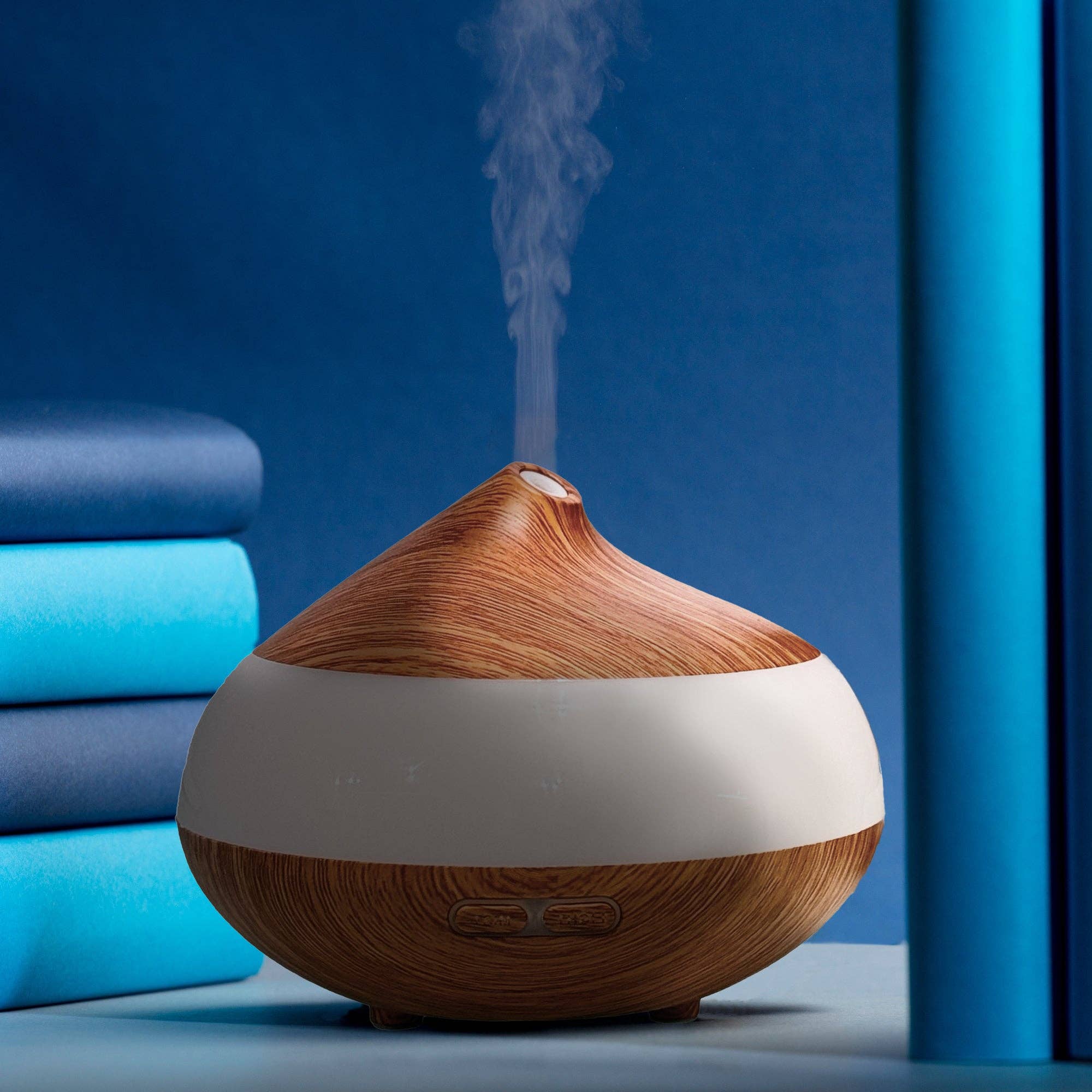 Skin Research Ltd. | Anti-Ageing Skincare & Beauty – wholesale Electronic diffuser – Dr Botanicals Bio-Balancing Wooden Aroma Digital Diffuser Clear Panel (UK Plug)4
