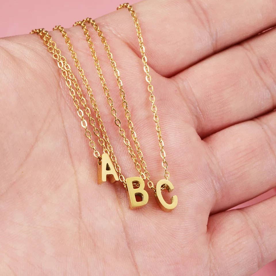 Cassette Barcelona - Wholesale Pendant/Charm Necklace - Initial Charm Necklace Gold All Letters3