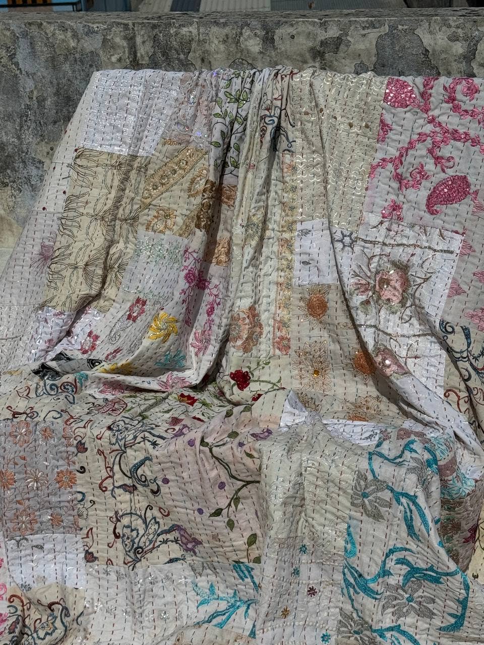 GYPSY STUDIO - Wholesale Quilt -  Kantha Stitch Patchwork Queen Size Embroidery Cotton Quilts2