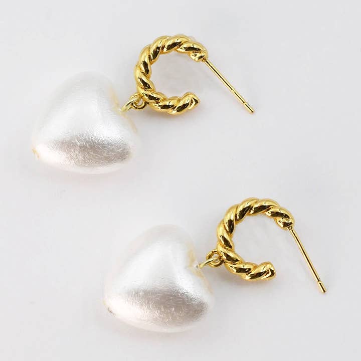 Darling Pearl Gold C28 for wholesale by Treasure Jewels Inc.