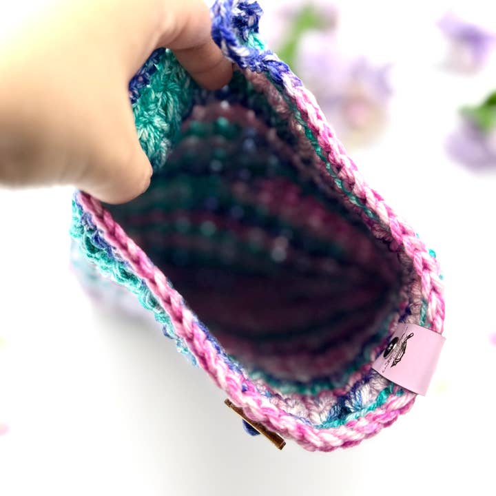 Cuddle Me Close Crochet - Wholesale Book Cover - Day Dreamery Medium Booksleeve2