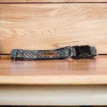 Coleira Artesanal Encantadora e Caprichosa do Designer para Cães de Raças Médias por atacado de Finnigan