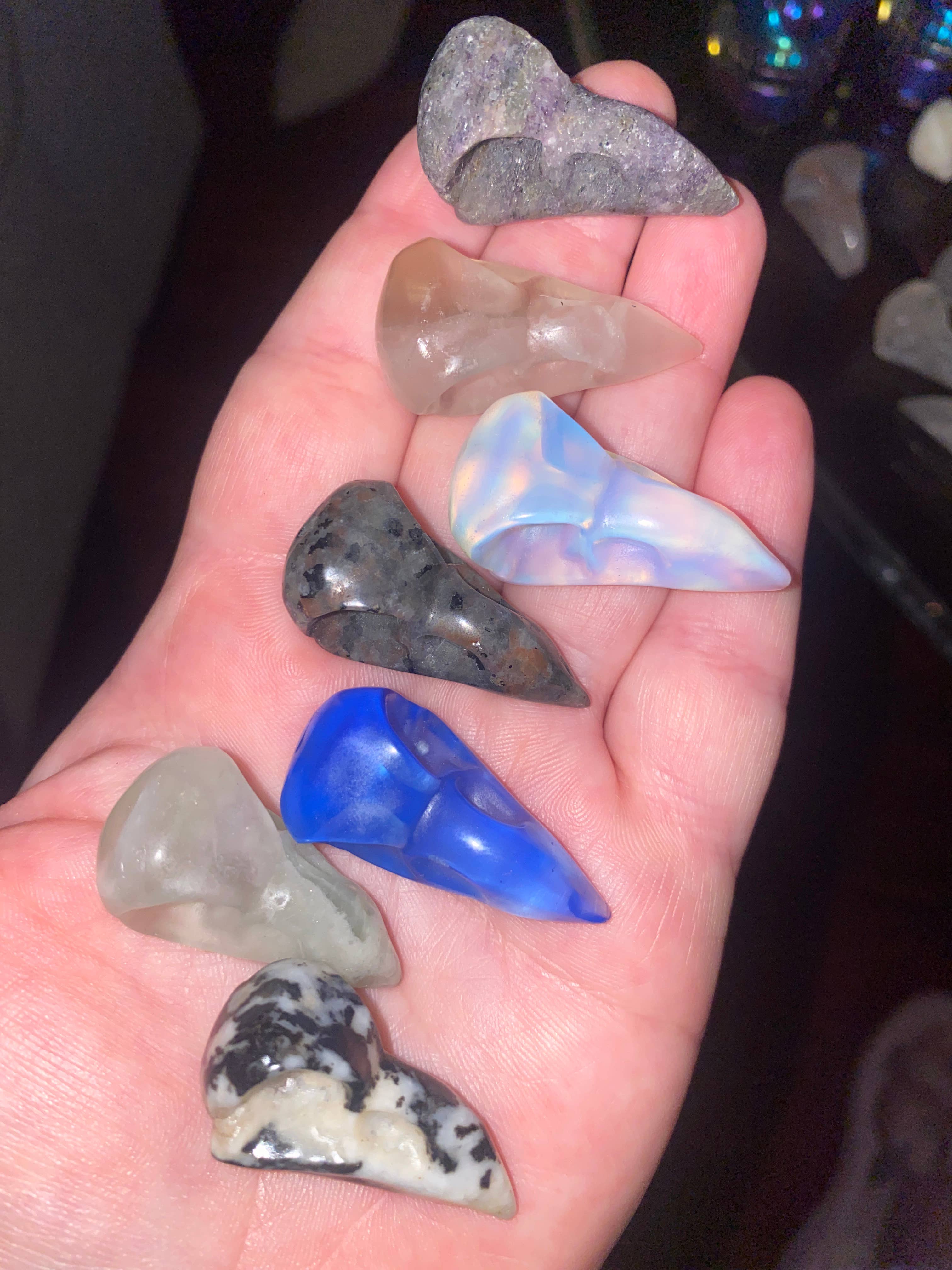 Moon River Designs - Wholesale Spiritual Stone/Crystal - Mini Crystal Bird Skulls Bulk Set Mystery2