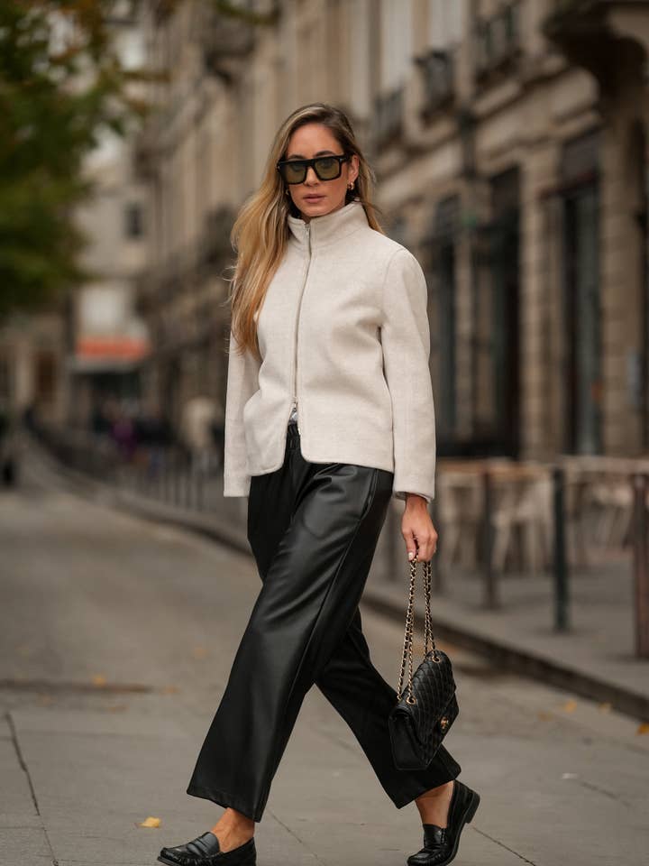 Cappotto Strutturato per la vendita all'ingrosso da parte di GUIMANOS