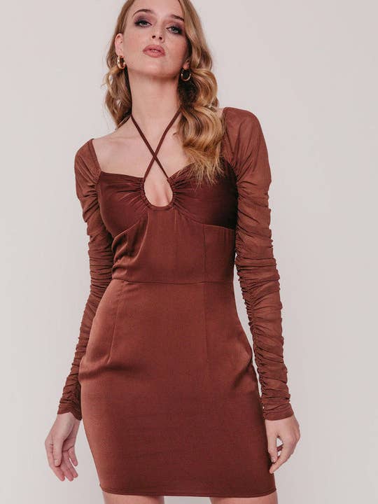 Chocolade satijn Cross Halterneck Mesh Bodycon met lange mouwen voor wholesale door Pretty Darling