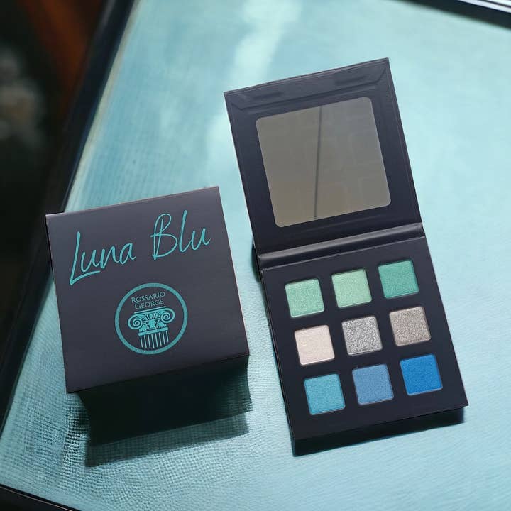 Eyeshadow Palette - Luna Blu for wholesale by Rossario George