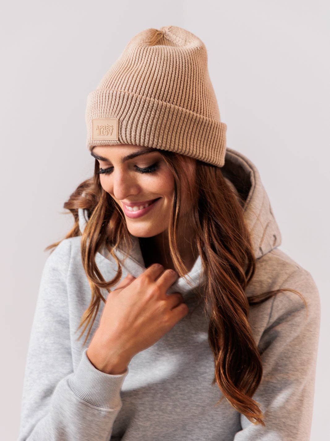 Après Actif - Wholesale Beanie - Women's - 100% Merino Wool Beanie — Champagne3
