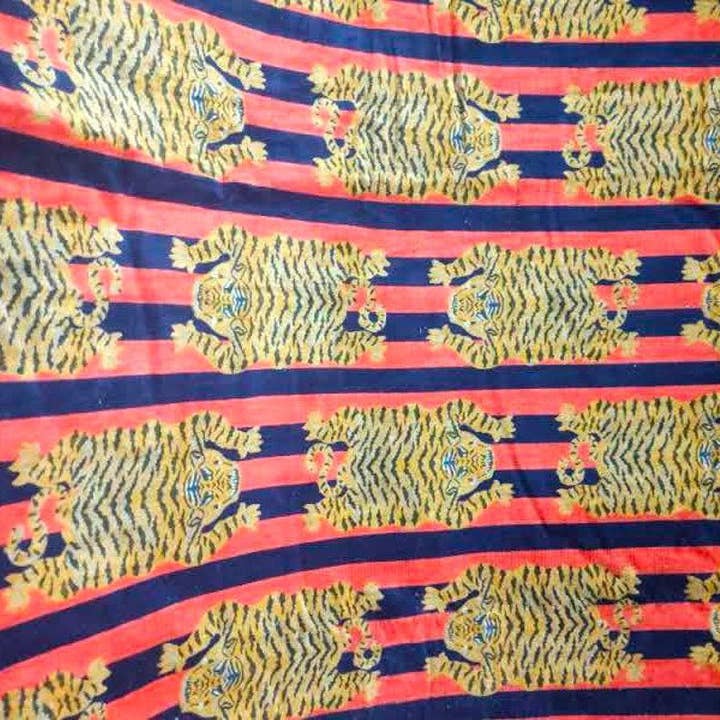 bhavnas boutique – Tinta de tecido por atacado – Tecido de Veludo Tigre Tibetano Tigre Tibetano Tecido Indiano By The Yard2