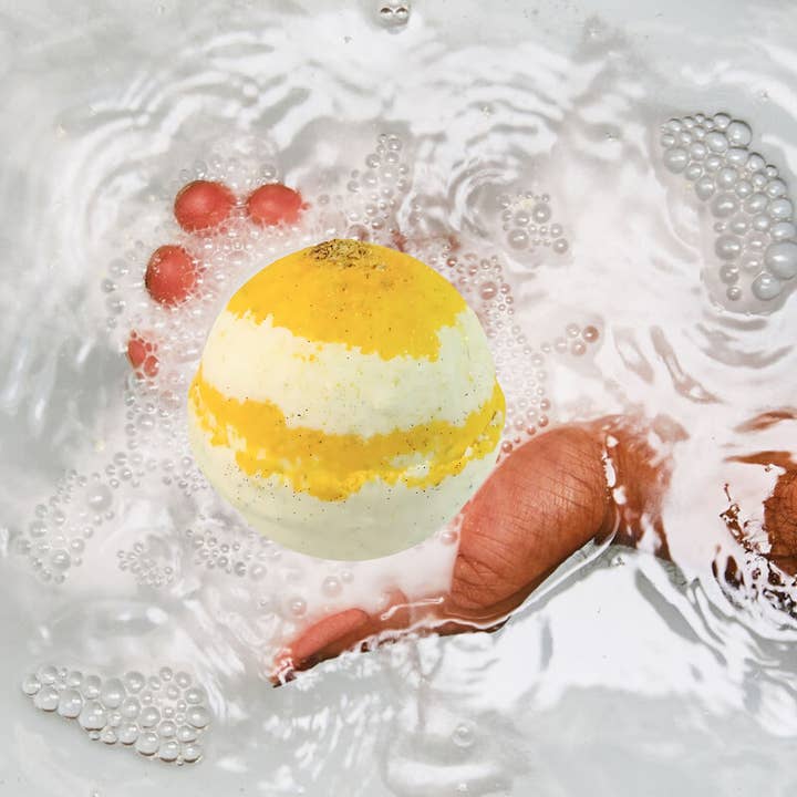Orglamix - Wholesale Bath Bomb/Fizz - Turmeric Bath Bomb | Glow Soak For Brightening Skin5