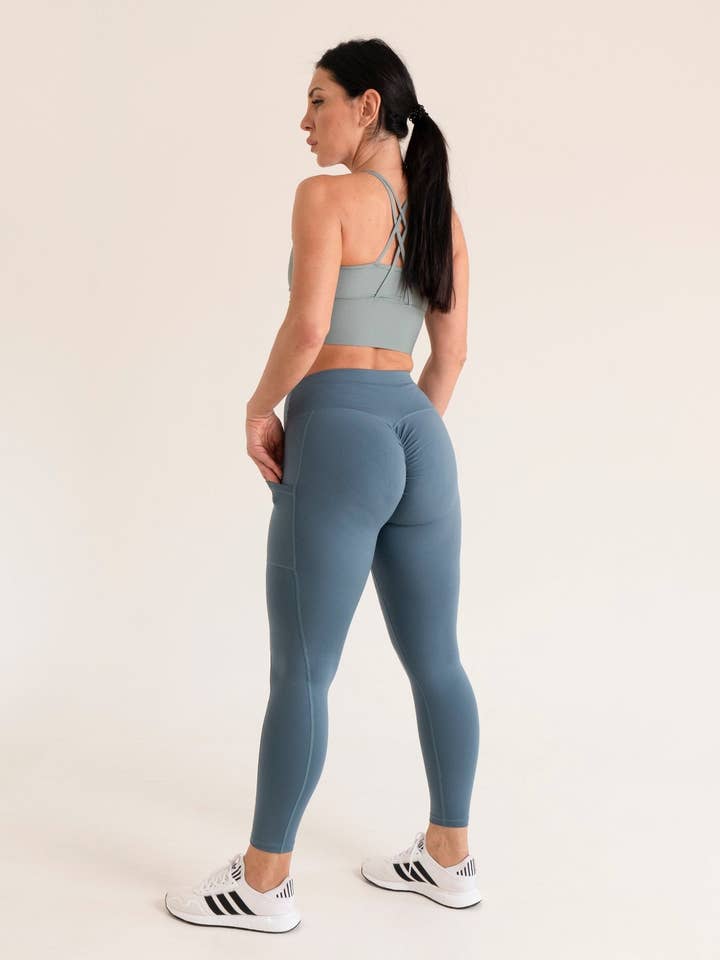 Profit Outfits - Wholesale Athletic/Lounge Leggings - Women's - Pro-Fit Basic High Waist Tummy Control Butt Lifting Legging1