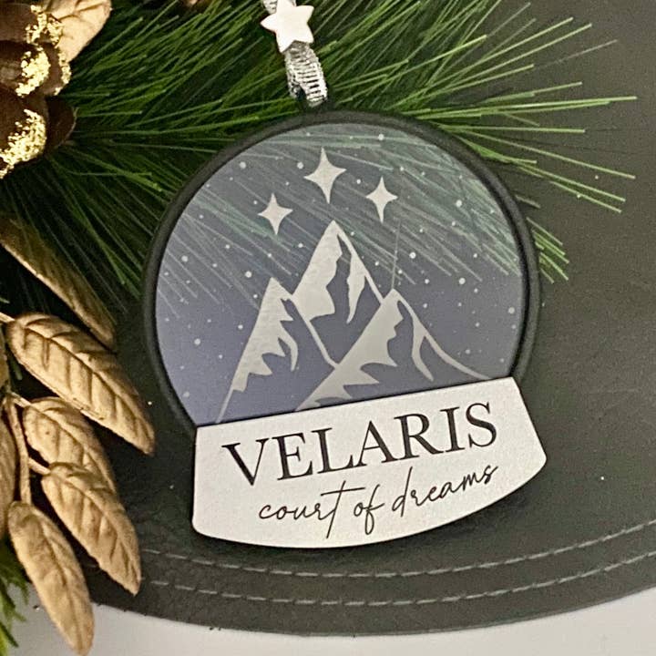 zoo&roo - Wholesale Ornament - Velaris court of dreams snowglobe acrylic ACOTAR ornament