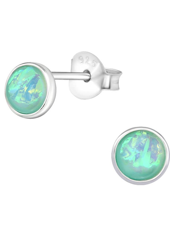 Silver Fire Opal Bezel Små Studs - Mint för wholesale av Sosie Designs