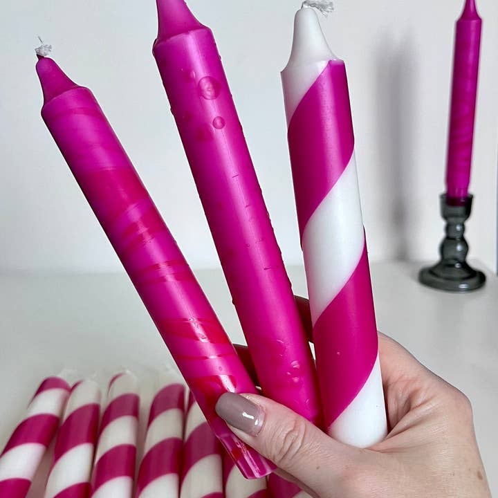 Dot Home Aroma – wholesale Tapered candle/candlestick – SCARLET ROSE Dip Dye Taper Candles Trio