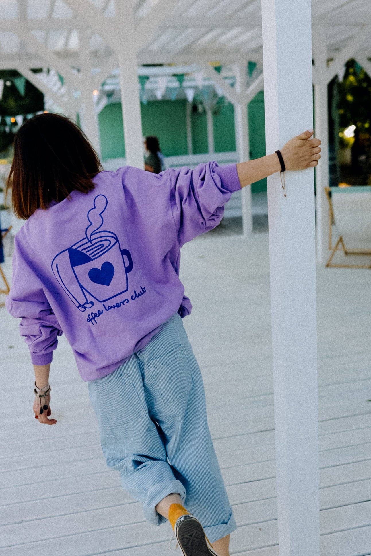 Dont Grow Up - Wholesale Graphic Sweatshirt - Women's - BIG COFFEE LOVER ON PURPLE - SWEATSHIRT (DELIVERY APPROX. 14 DAYS)2