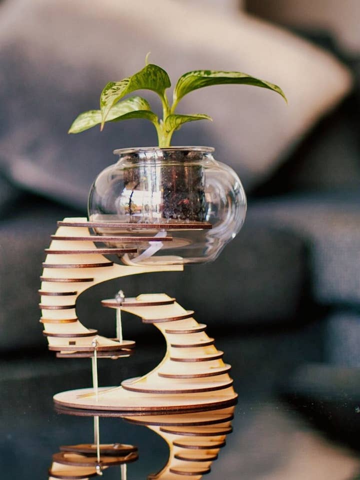 Plant-A-Float - Flydende Planteholder i Træ Håndværkssæt for engroshandel hos Polygon Jungle